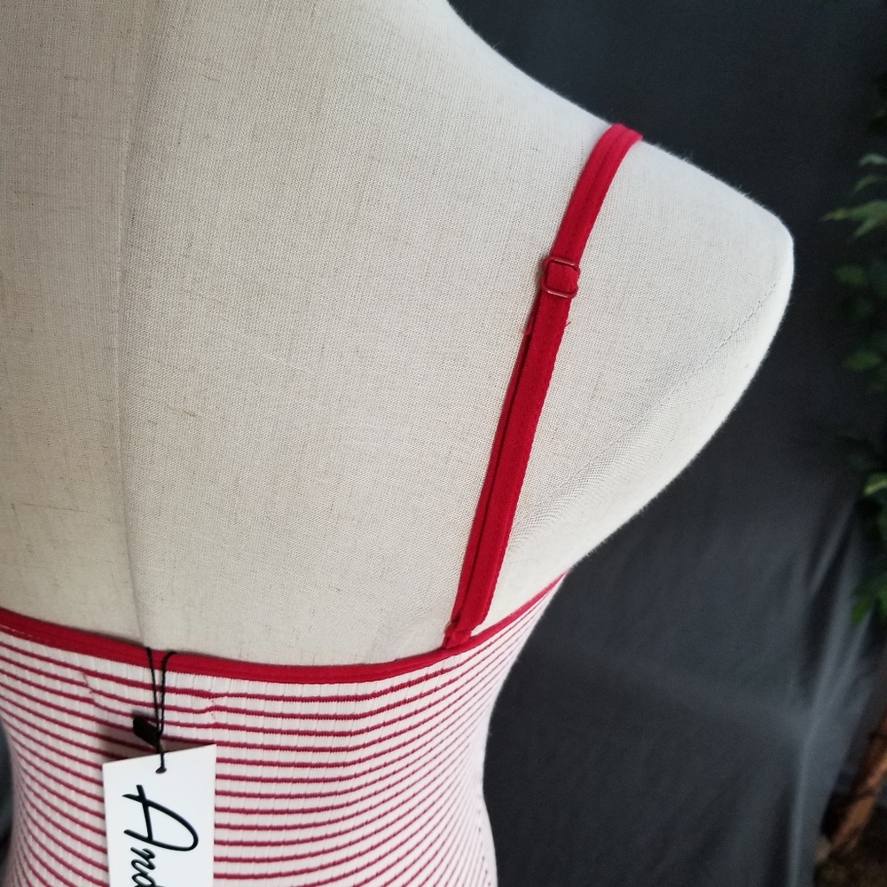 NEW!2 pack L pink & tan tank tops - Picture 8 of 13